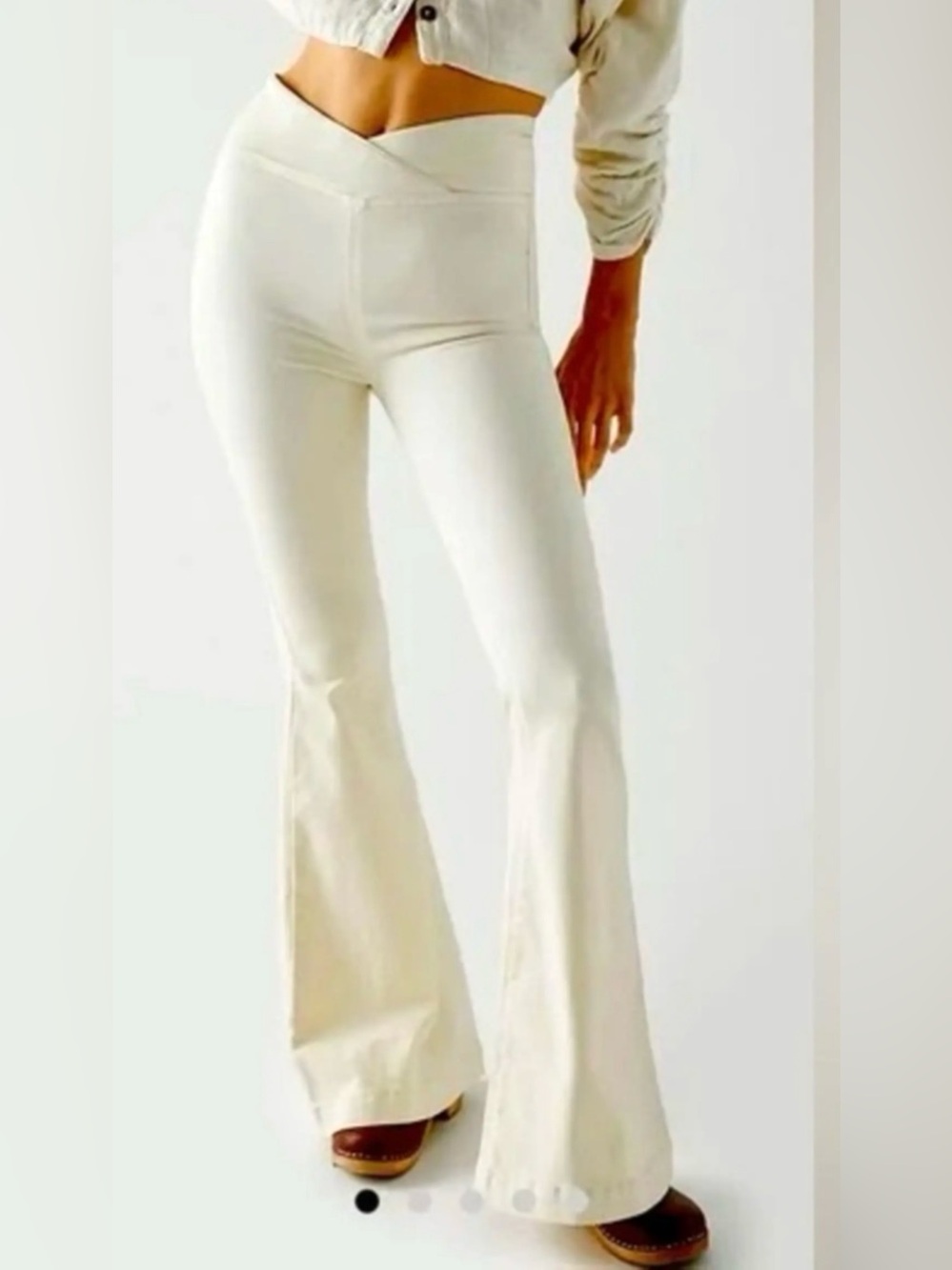 We The Free Cream Ivory Flare Bell Bottom Pull On Jeans Size 31